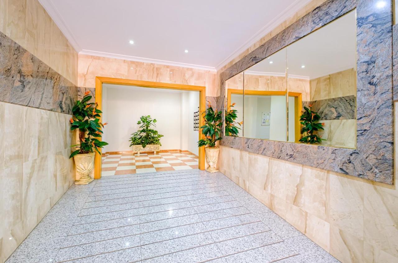 Home&holiday Goleta With Parking-option Appartement Torrevieja